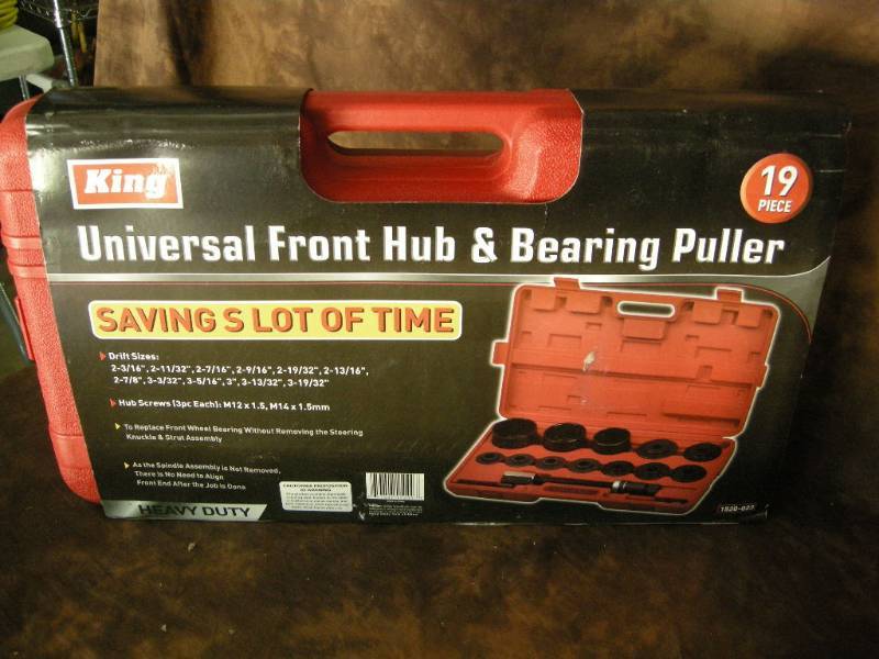lot 131 image: King Universal Front Hub and Bearing Puller