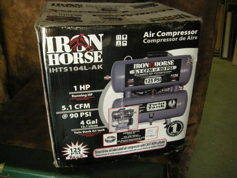 lot 135 image: Iron Horse Portable Air Compressor