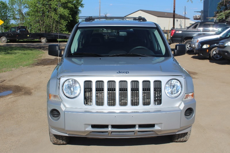 2009 Jeep Patriot Sport 4x4 - One Owner -