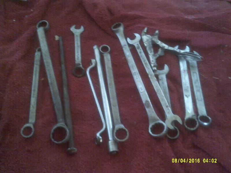 lot 49 image: HAND TOOLS