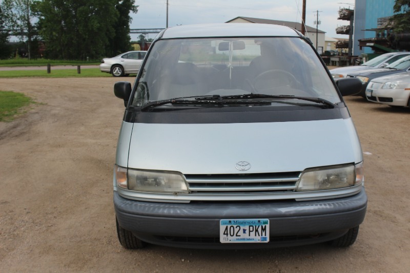 1993 Toyota Previa DLX