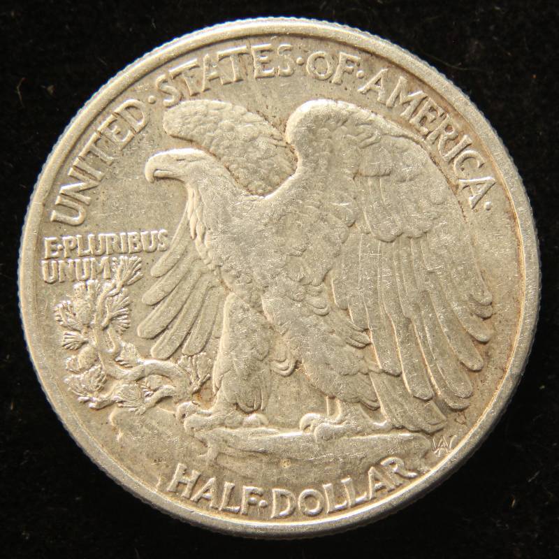 1942 WALKING LIBERTY SILVER HALF DOLLAR
