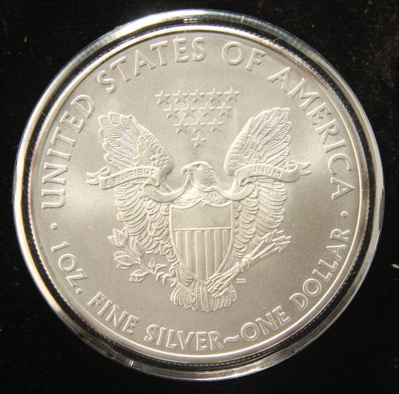2010 AMERICAN SILVER EAGLE 1 TROY OZ. .999 FINE SILVER IN AIRTITE