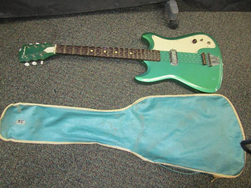 Silvertone (Surf Rock) 6465 model 1413 Electric Single Pickup Guitar With Case in Sea Foam Green (missing original knobs)