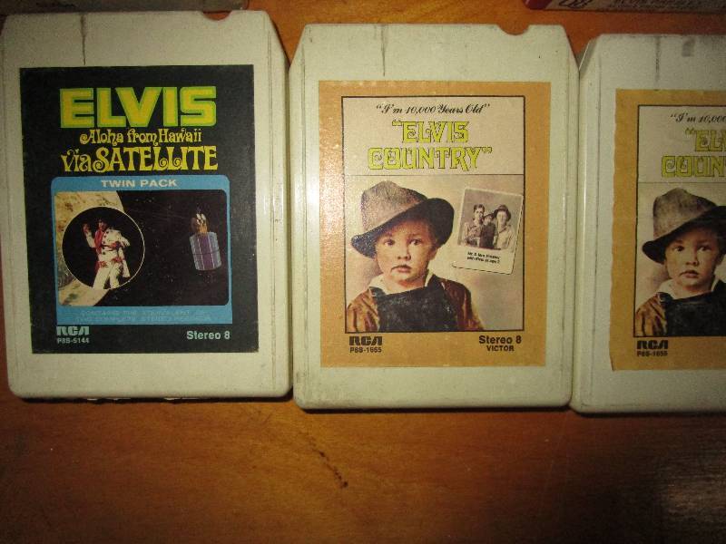 Elvis 8 Tracks