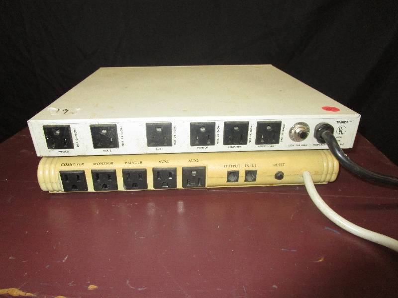 2 Plug In Box Power Strips