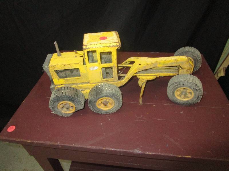 Antique Metal Tonka Road Grader