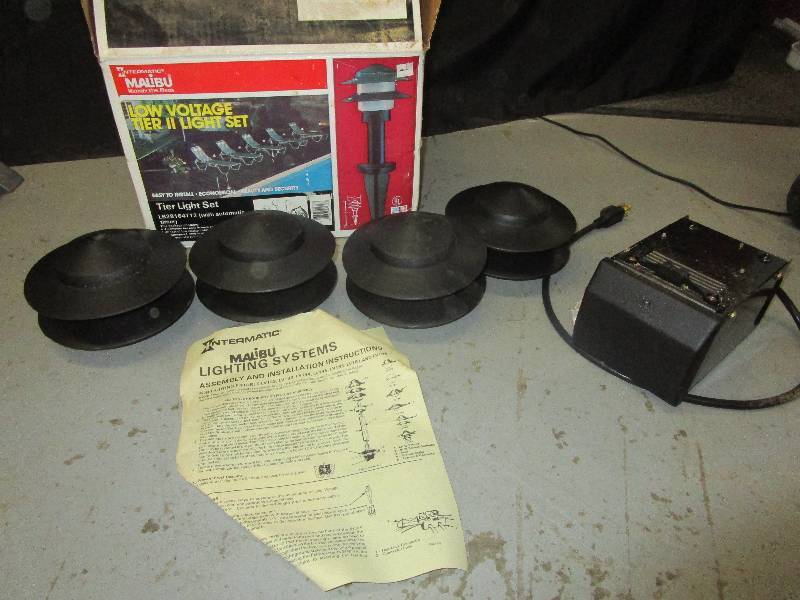 Low Voltage Outdoor Lighting System