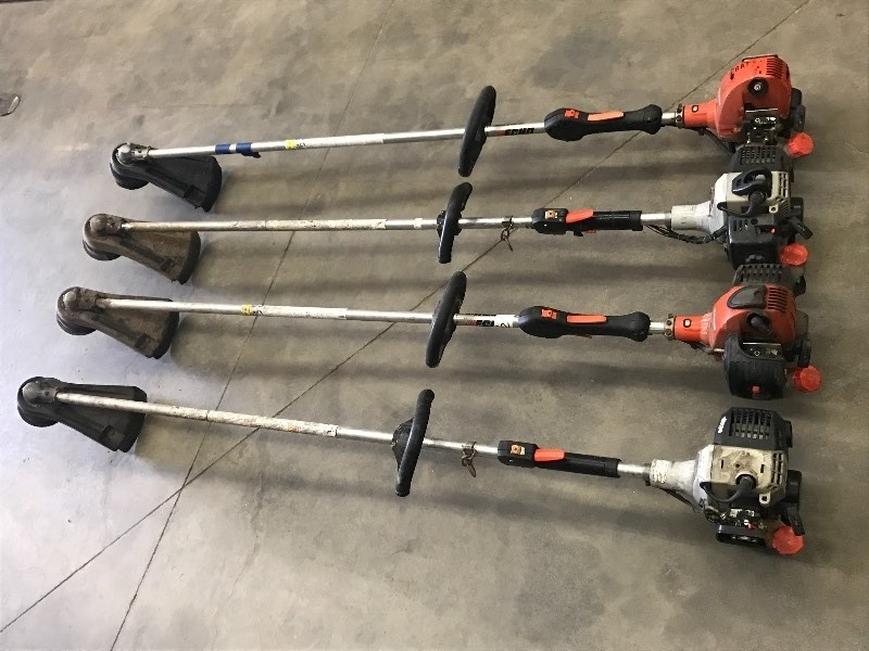 Lot Of (4) Echo Commercial Grass Tr...
