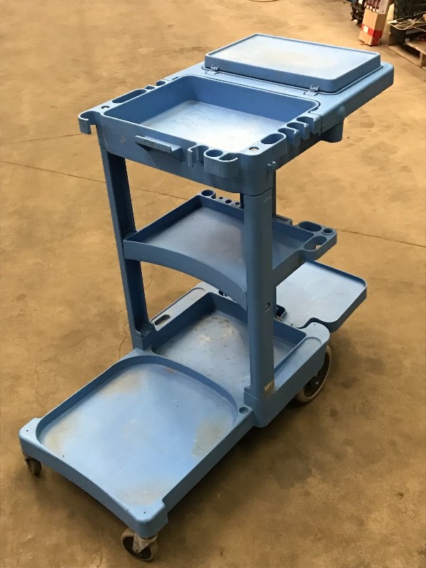 Rubbermaid Commercial Rolling Janit...
