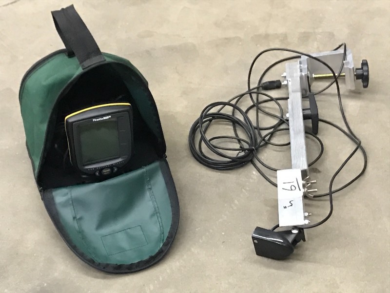 Humminbird Piranha Max20 Portable D...