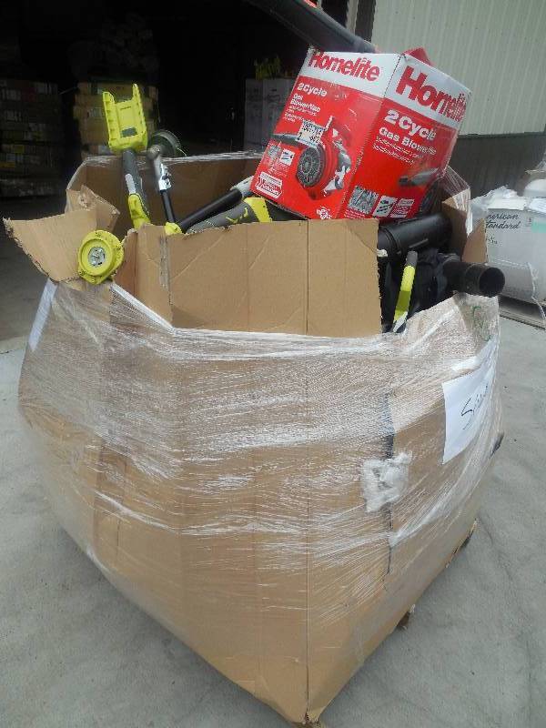 lot 4 image: PALLET LOT OF POWER EQUIPMENT - WEED WHIPS , BLOWERS, SAWS