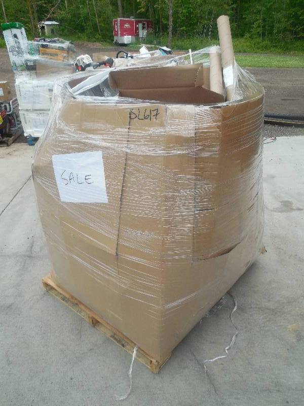 lot 8 image: PALLET LOT OF GENERAL MERCHANDISE AND TOOLS