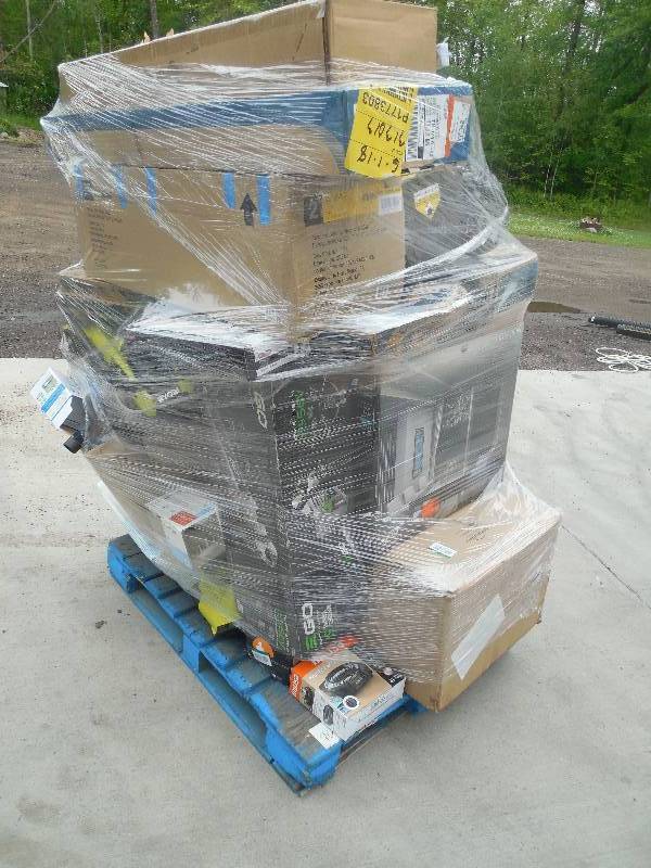 lot 12 image: PALLET LOT OF GENERAL MERCHANDISE AND TOOLS
