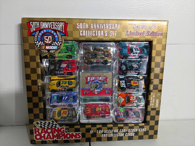 lot 8 image: NASCAR 164 Die Cast Stock Car Collectors Set of 12