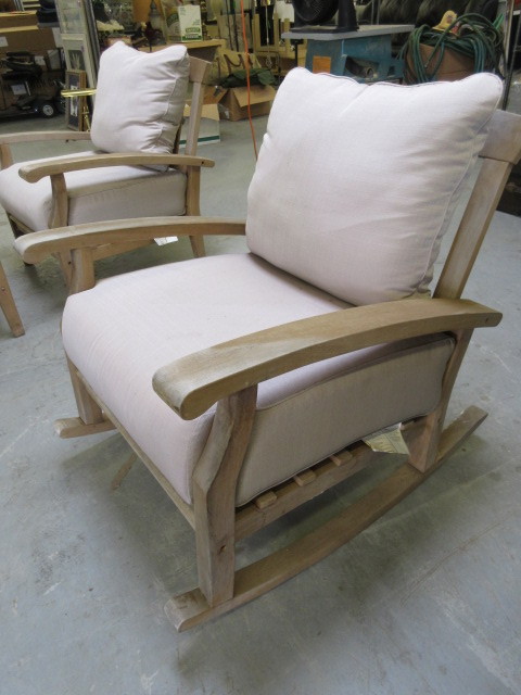 lot 120 image: SOLID WOOD PATIO ROCKING CHAIR