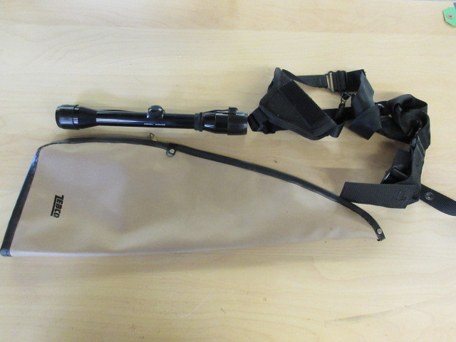 lot 130 image: BUSHNELL SCOPE AND HOLSTERS