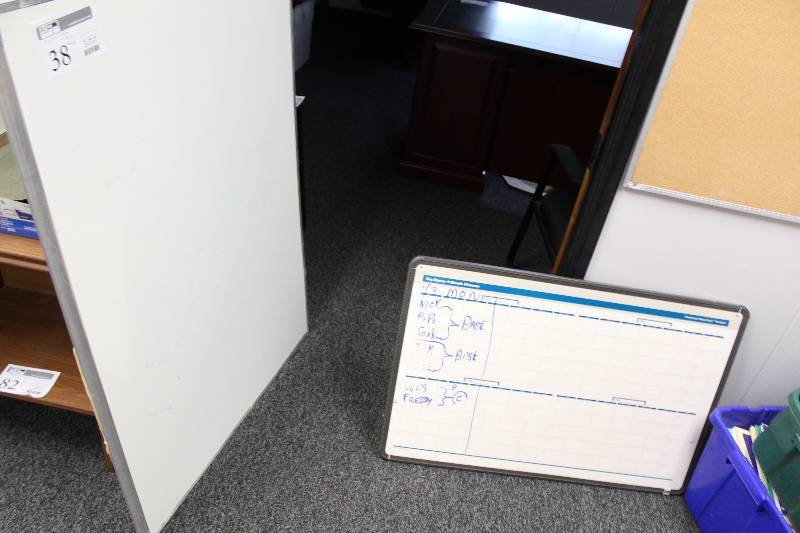 lot 38 image: Lot of (2) Whiteboards