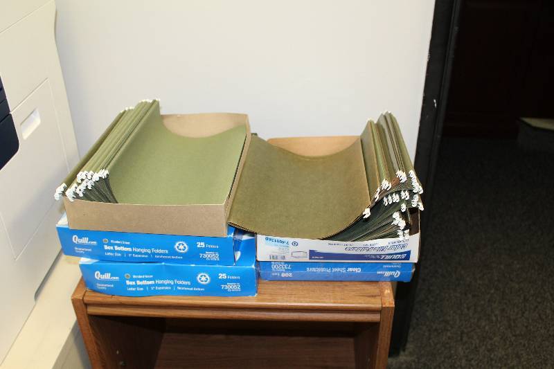 lot 33 image: Hanging File Folders