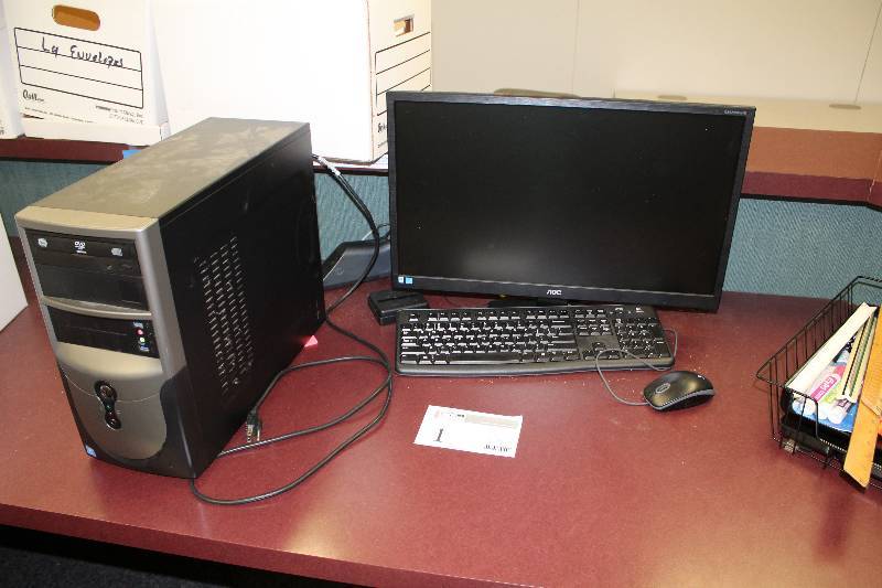 lot 1 image: Computer Desktop Intel Pentium Processor w Voc E2429SWHE Monitor, Keyboard, Mouse