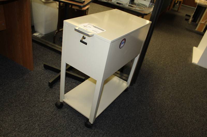 lot 47 image: Locking Rolling 1-Drawer Metal File Cabinet w Key