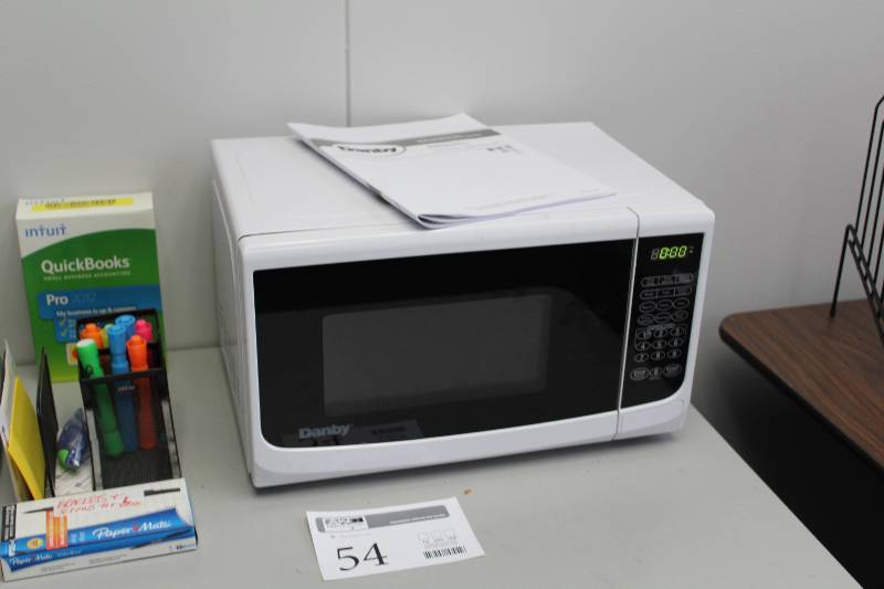 lot 54 image: Danby Microwave Oven w Owners Manual
