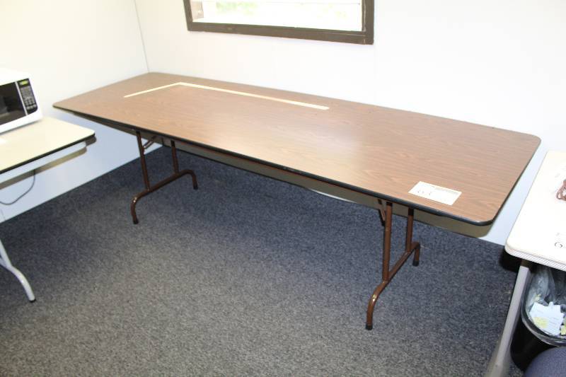 lot 63 image: Folding Table