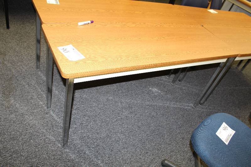 lot 90 image: Office Table