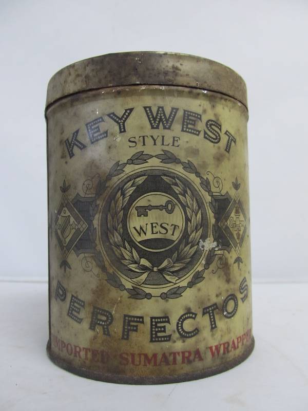 lot 52 image: Antique KEY WEST Perfecto 5 Cent Cigar Tin