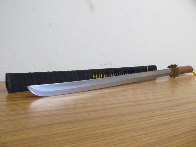 lot 12 image: Vintage Wood Handle Straight Blade Sword