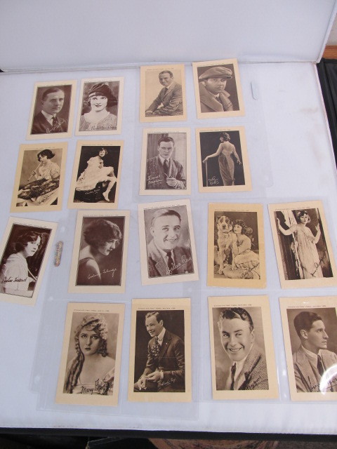 lot 19 image: Lot of Original 1922 - GIRLS CINEMA - Hollywood ActorActress cards