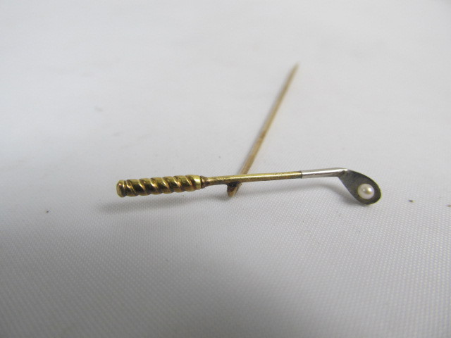 lot 26 image: Vintage 18K Gold wPearl GOLF CLUB Stick Pin