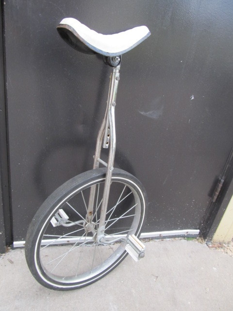 lot 46 image: Vintage Troxel Unicycle