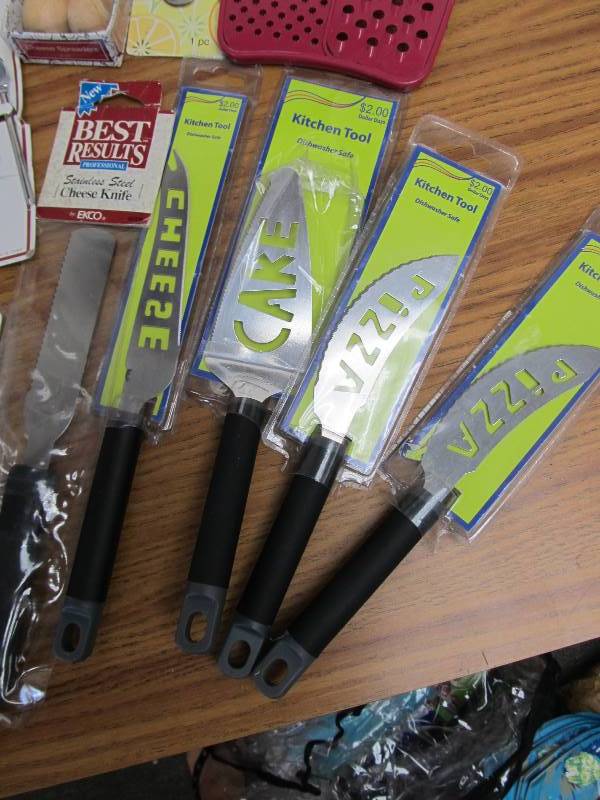 lot 136 image: Large Lot of BRAND NEW KitchenMisc Items