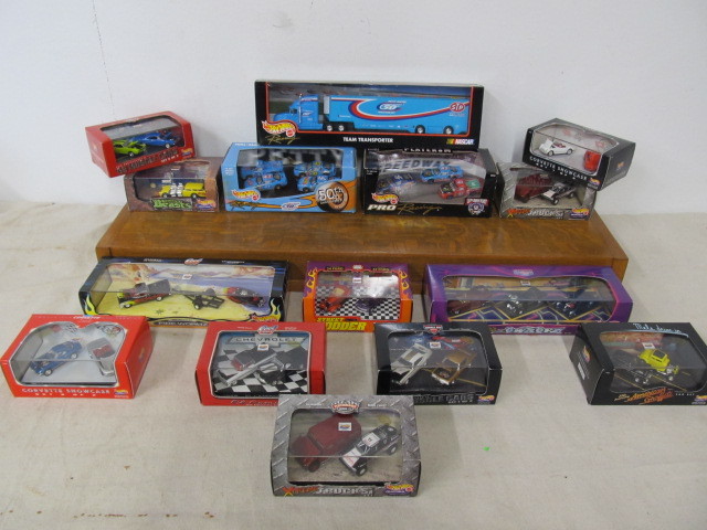 lot 70 image: Large Lot of MINT Brand New Diecast Cars Hot Wheels etc.