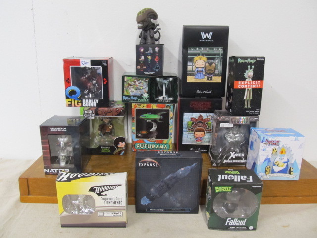 lot 71 image: Large Lot of NEW IN BOX TV & Video Game Figures Toys etc
