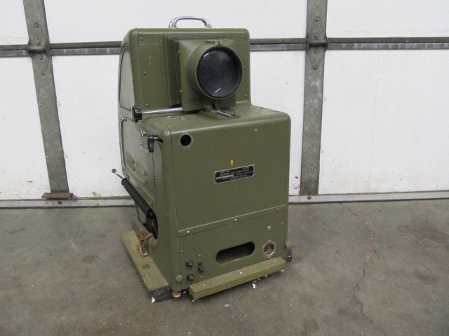 lot 149 image: Orig Vintage WW2 Military Beseler Projector