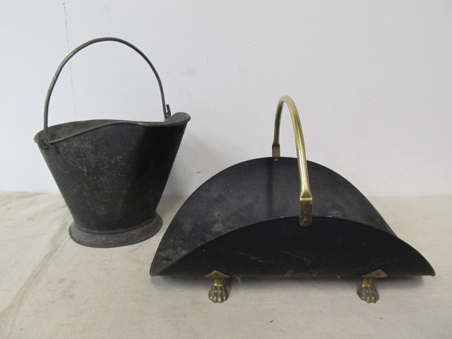 lot 163 image: Vintage Metal Fireplace Coal Scuttle & Log Holder