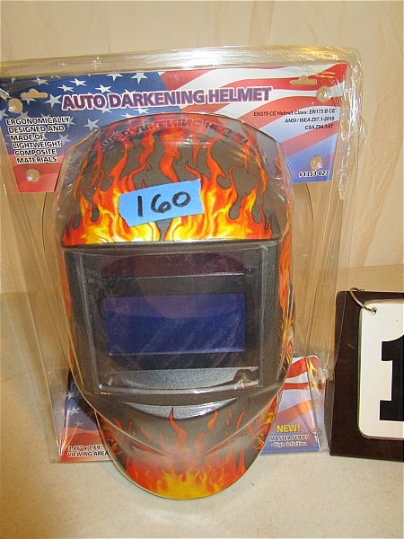 Auto Darkening Welding Helmet