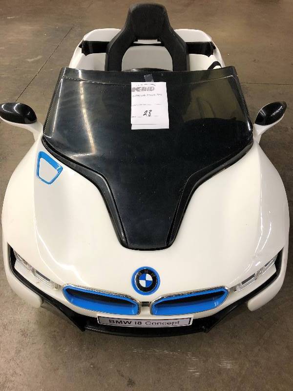 lot 44 image: NEW 6 Volt BMW i8 Power Wheel