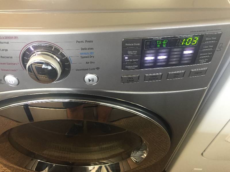 lot 15 image: NEW SCRATCH & DENT LG 7.4 cu. ft. Gas Dryer with Steam in Stainless--MODEL# DLGX3371