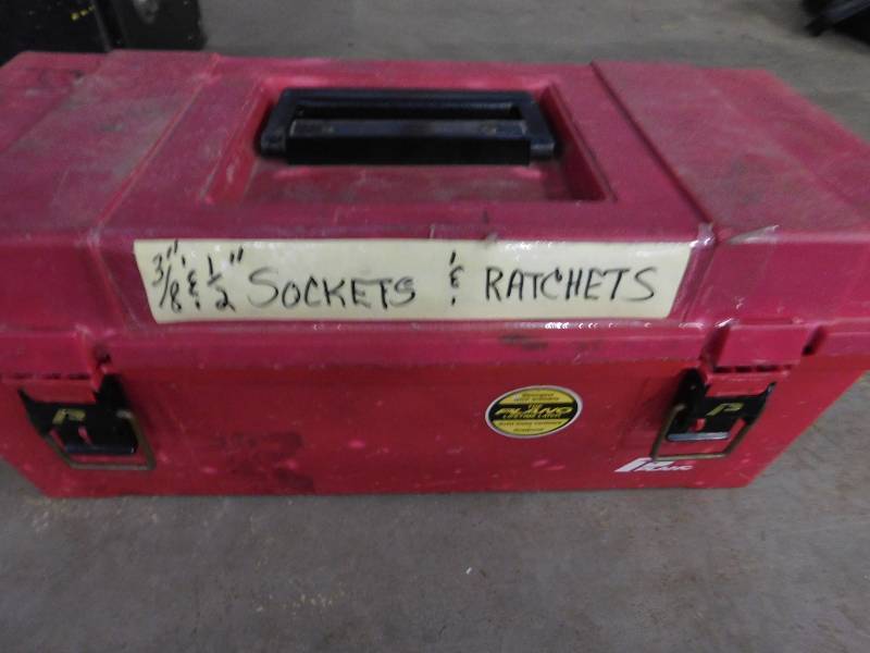 lot 14 image: Tool Box with Sockets and Ratchets