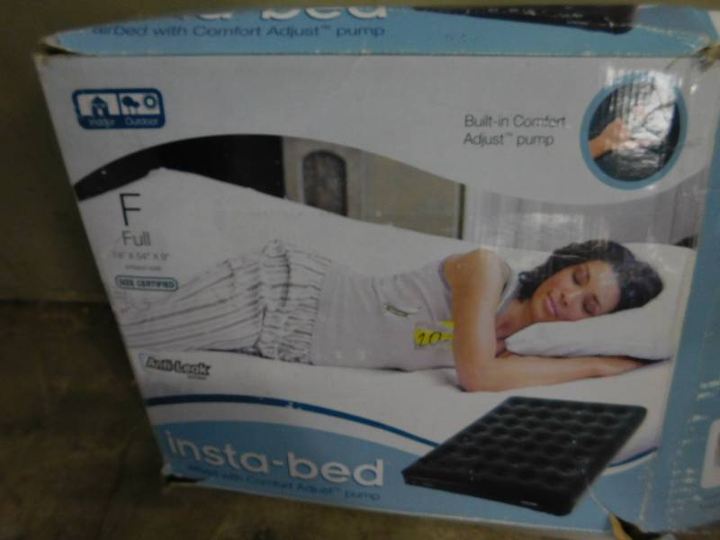 lot 46 image: Two Full Size Air Mattresses