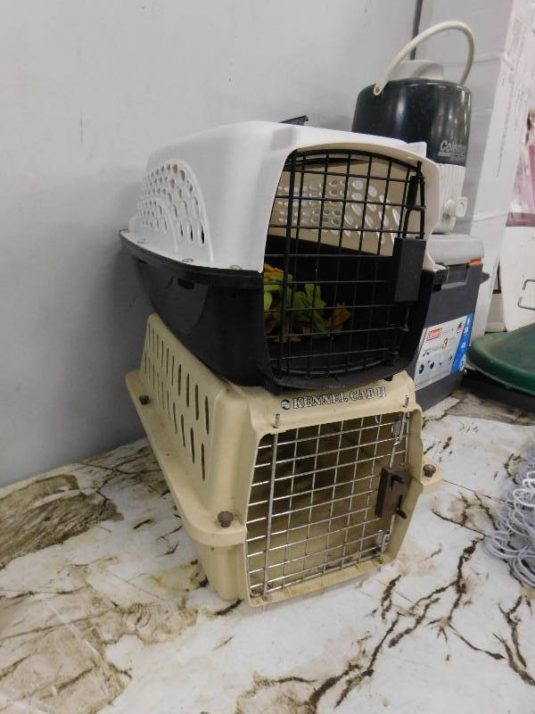 lot 67 image: Two Small Pet Carriers