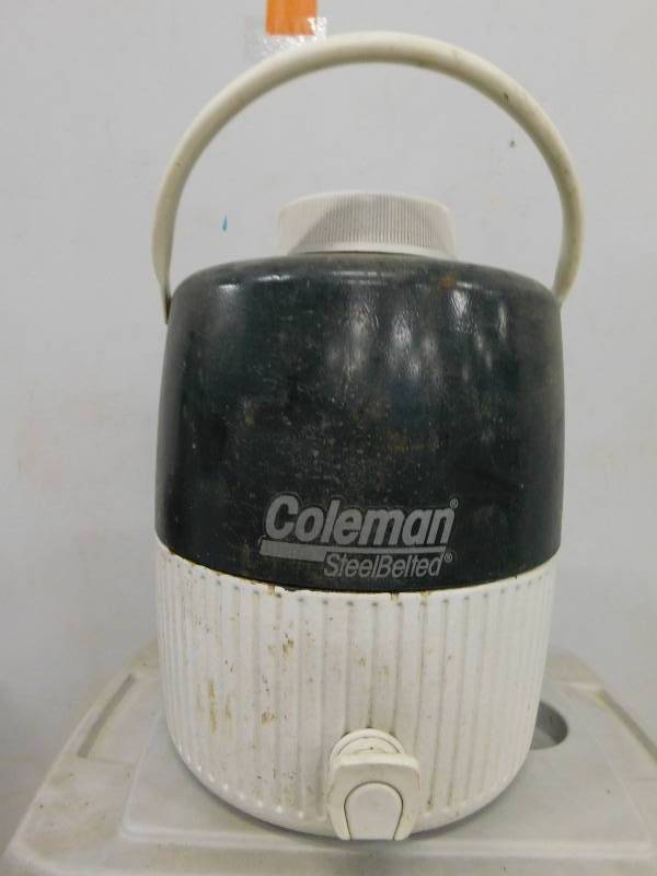 lot 68 image: Two Coleman Coolers