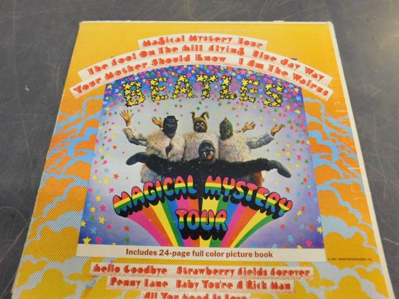 lot 78 image: Beatles Magical Mystery Tour Album
