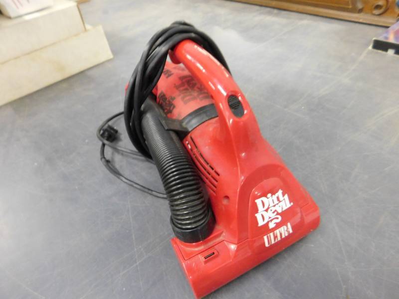 lot 88 image: Dirt Devil Ultra Hand Held Vacuum