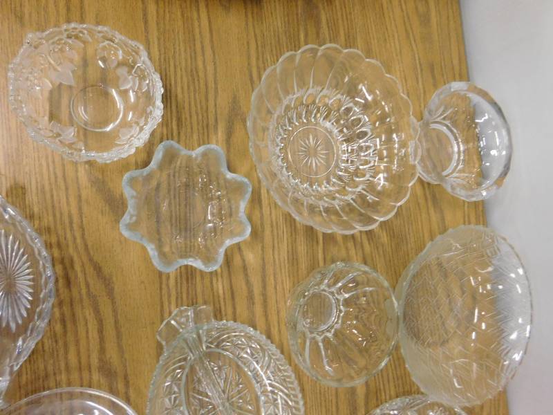 lot 98 image: Misc. Clear Serving Dishes