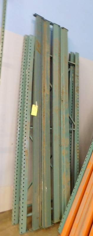 lot 112 image: Teardrop Pallet Racking #2