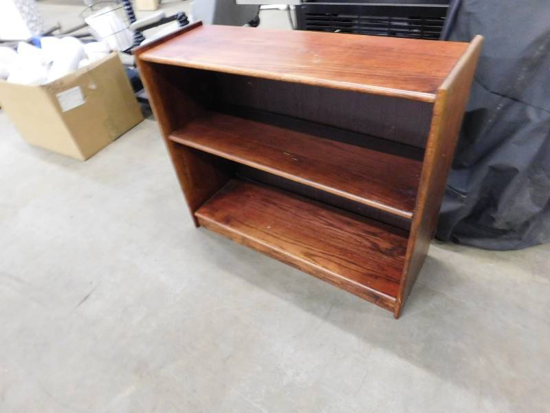 lot 128 image: Book Shelf - 35.5(w) x 30(h) x 12(d)